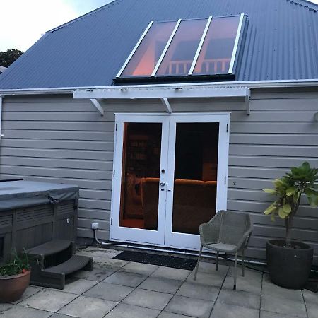 Karori Cottage Wellington Esterno foto